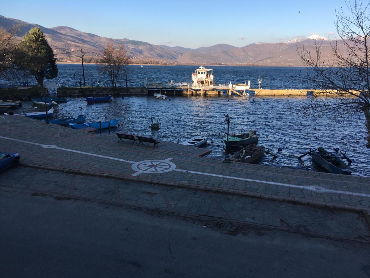 Voria Paralia Kastoriá Eksteriør bilde